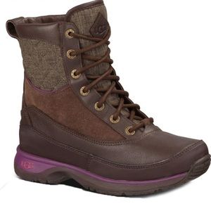 UGG Carora Waterproof Winter Boot, Size 8